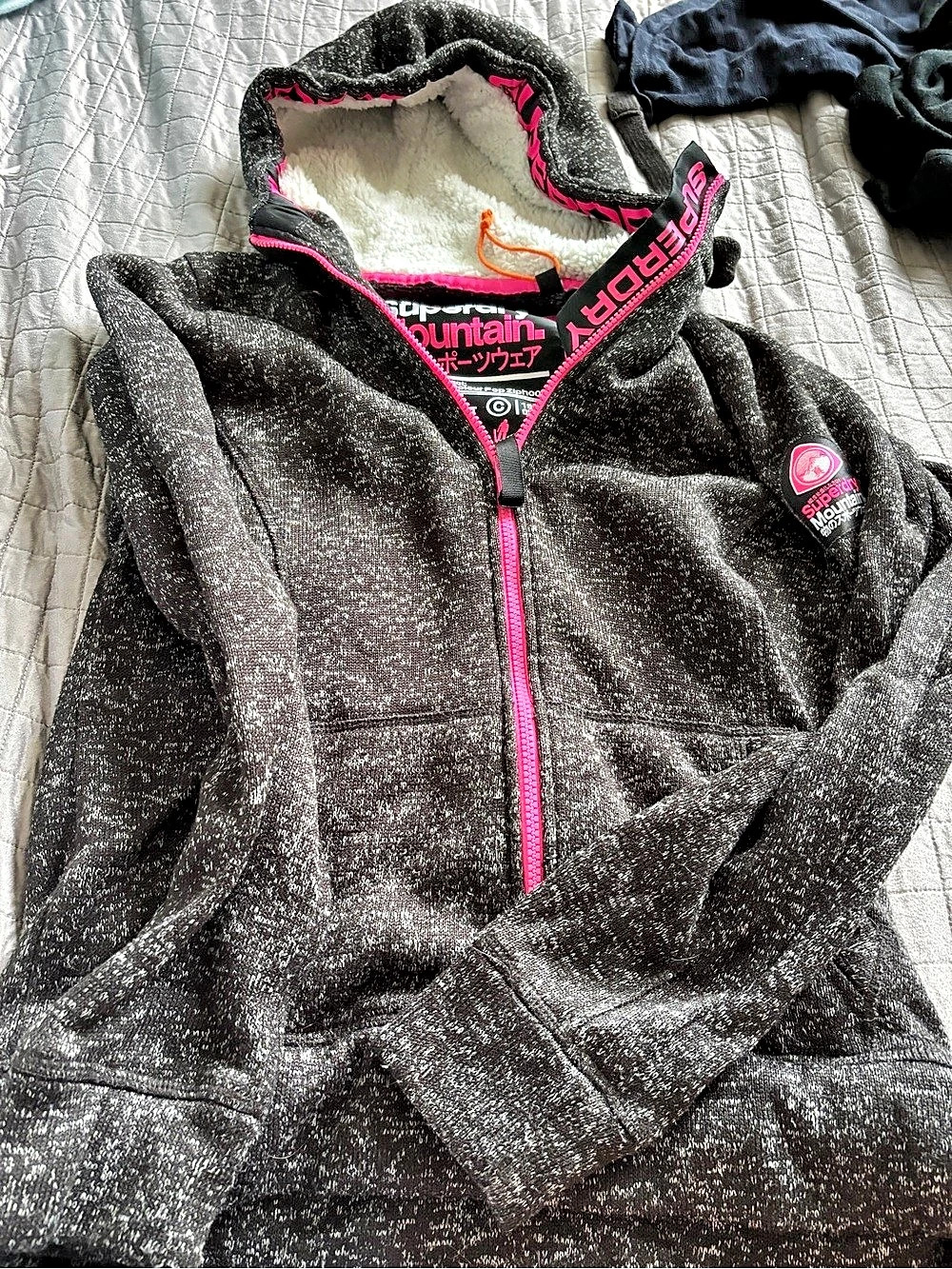 Superdry Mountain Storm Colour Pop Ziphood Fleece Hoodie Black & Pink size 10